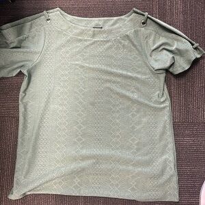 Blouse size large